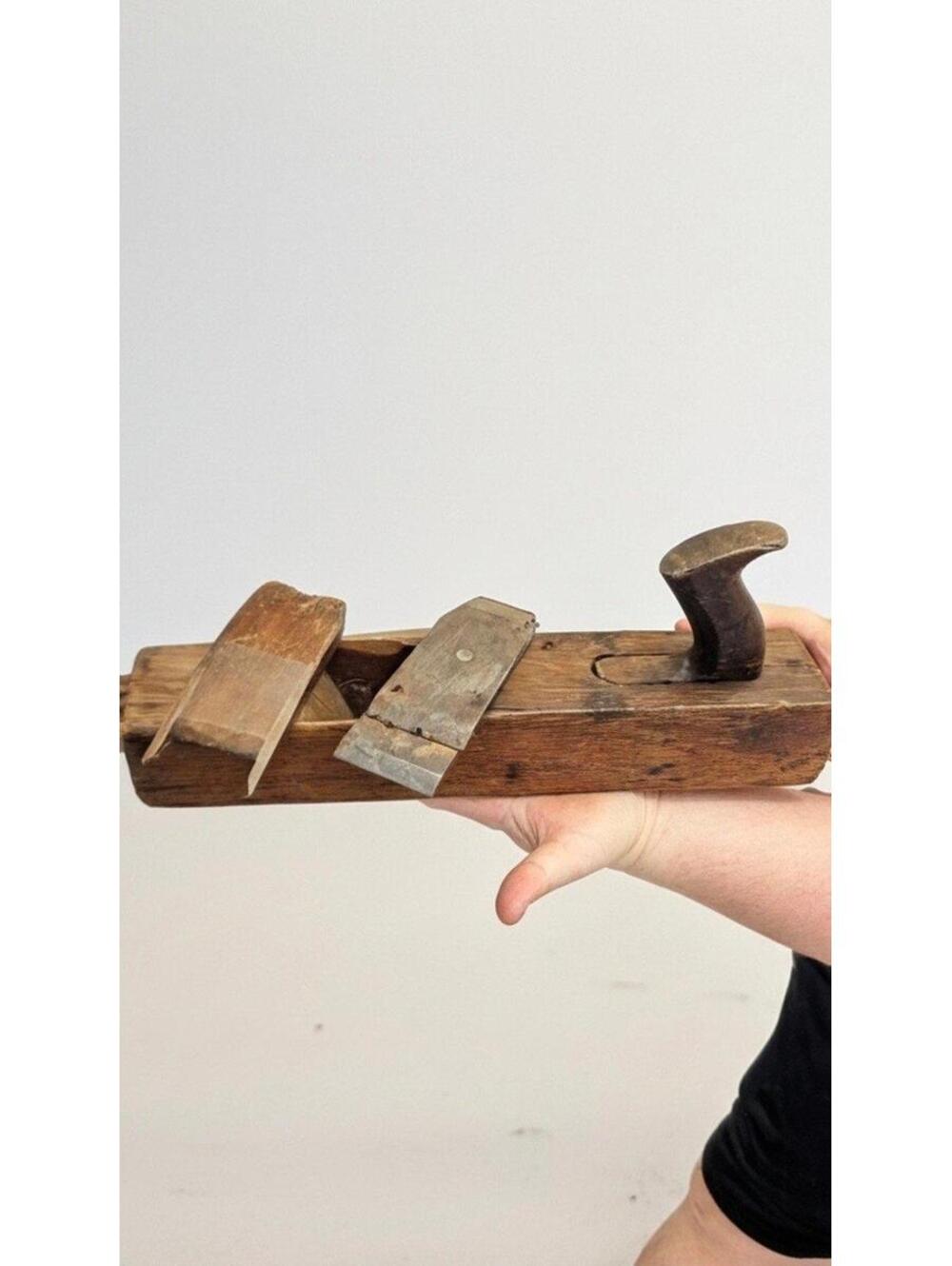 Vintage Tool Wood Plane 16 Inch - Picture 2 of 4